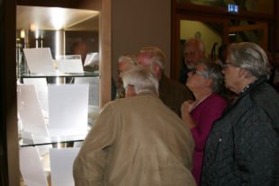 2016-10-17-bi-dp-50-jaehriges-jubila%cc%88um-der-glockenweihe-ausstellungsbesucher