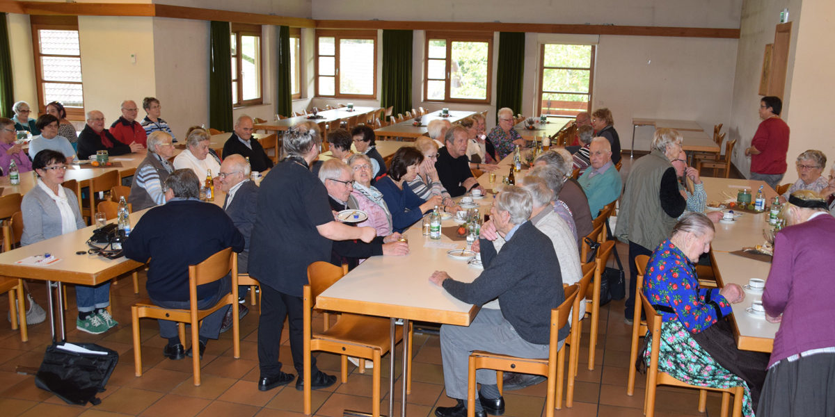 20161013-132137-no-hv-altenwerk-no-seniorennachmittag-moospfaff