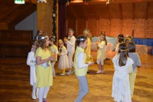 2016-12-22-20-39-42-2016-12-27-no-winkelwald-weihnachtsfeier-dsc_1118