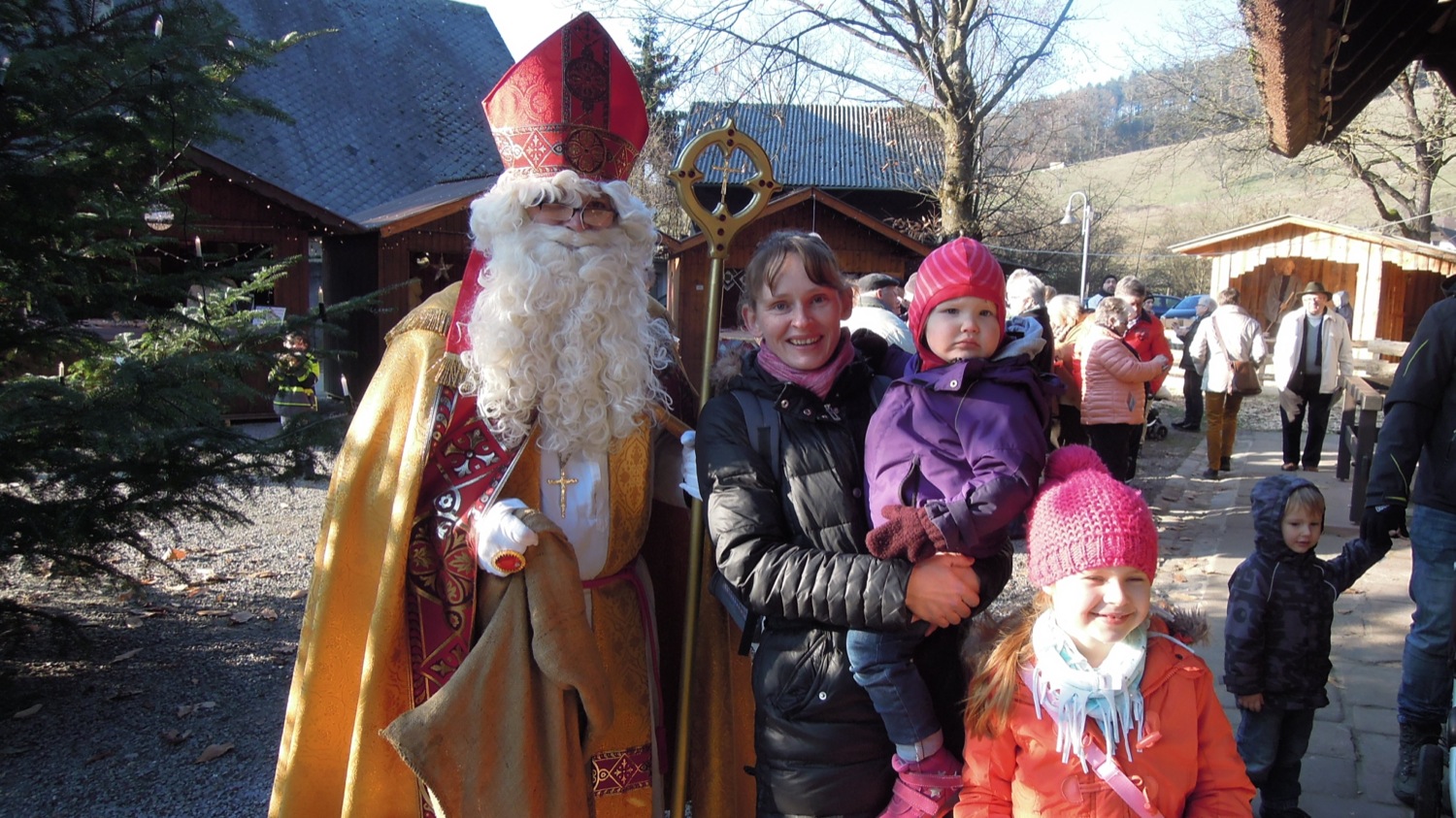 2016-12-6-18-37-22-uh-hpw-krippenausstellung-dscn7785