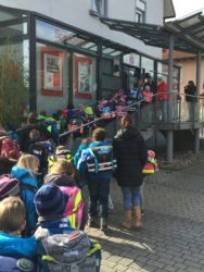 Frühjahrsbrauchtum ist in Biberach eine schulische Veranstaltung