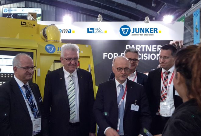 Besuch aus der Heimat auf der Messe in Indien