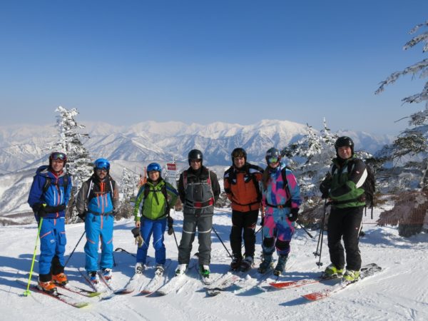 »Go exploring and freeriding«: Unvergessliche Skisafari durch Japan