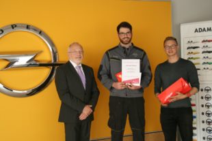 Förderpreis an Michael Diener für großartige Gesellenprüfung