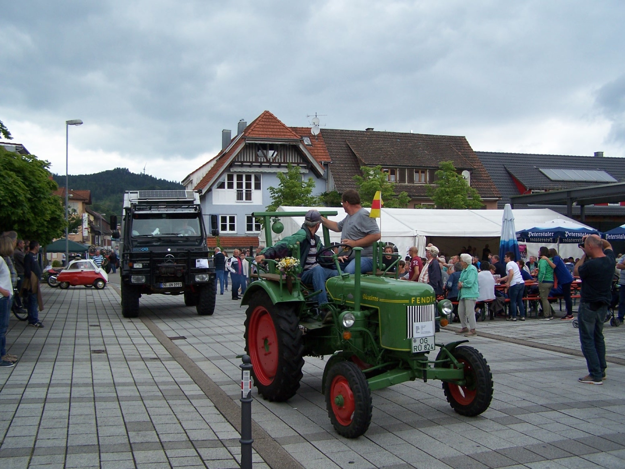 2017-1-1-11-27-34-100_4719