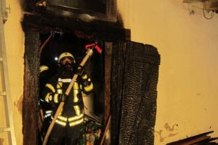 2017-7-10-BI-Feuerwehr-Einsatz-Gebäudebrand-Mühlenstraße-IMG_2799