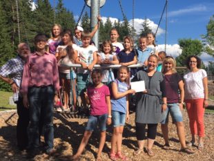 Kommunionkinder spenden für die Rehaklinik Katharinenhöhe