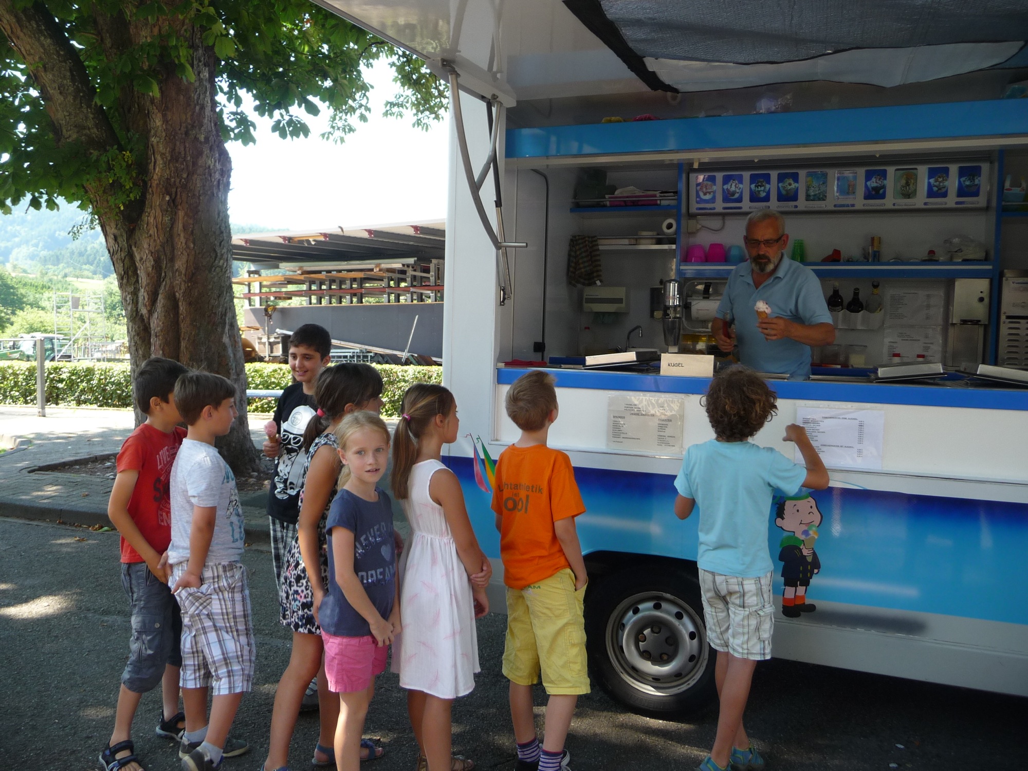 2017-7-17-12-41-44-2017-7-17-7-41-27-2017-7-14-ze-uh-grundschule-uh-eiswagen-p1100716