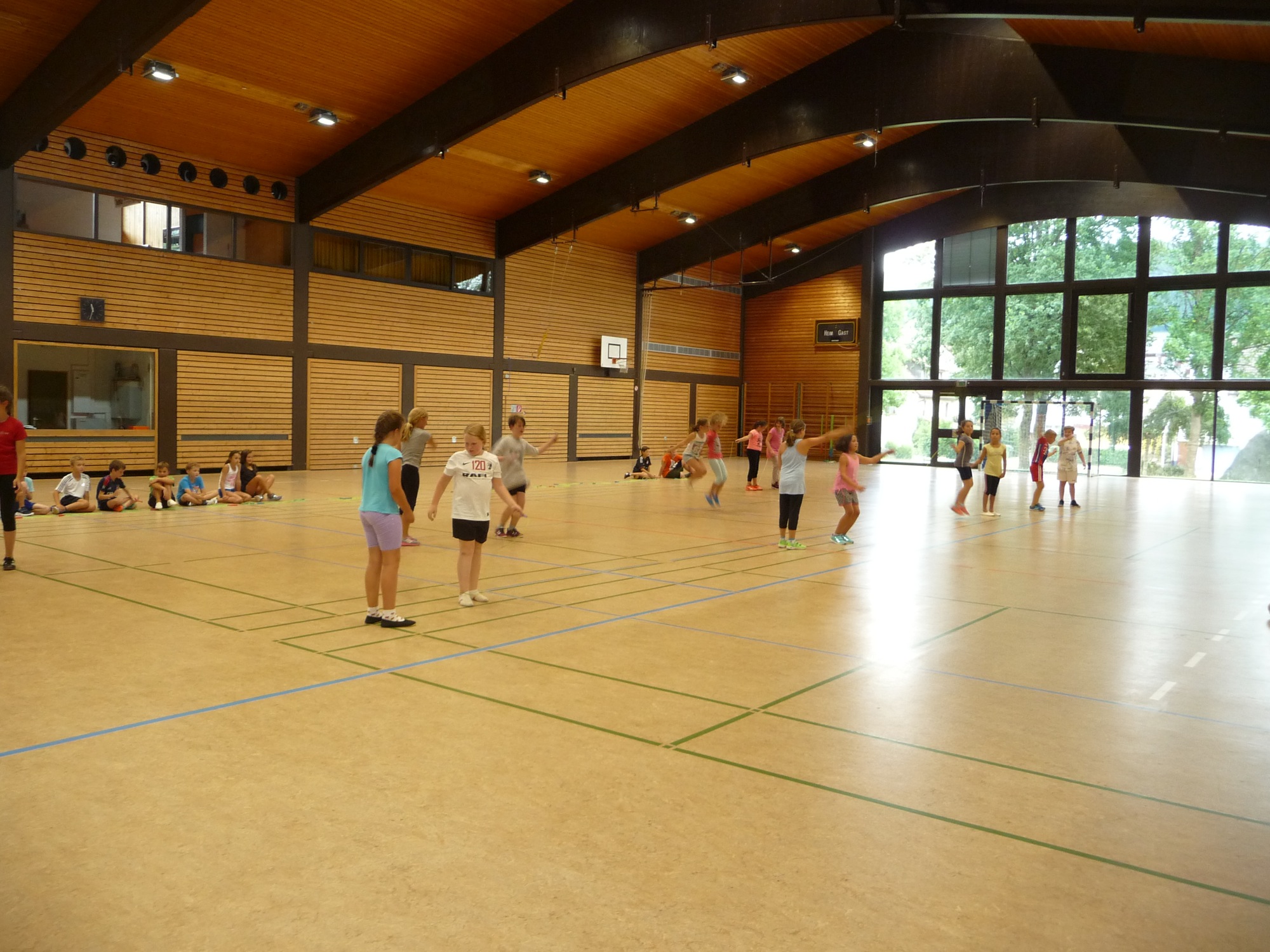 2017-7-17-7-39-36-2017-7-17-7-39-36-2017-7-17-ze-uh-katharina-nicola-grundschule-workshop-skipping-hearts-p1100776