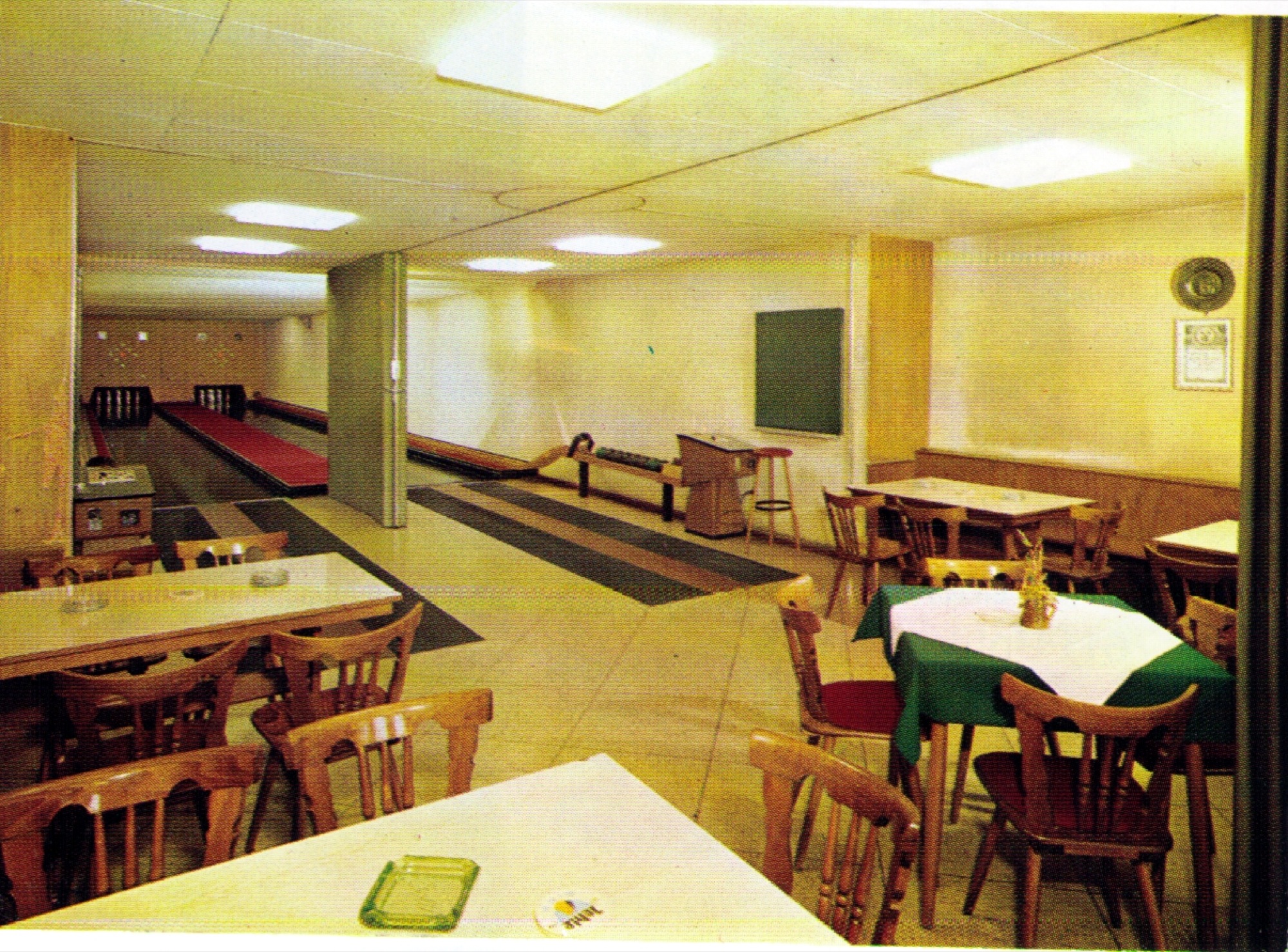 2017-7-18-12-58-30-2017-7-19-uh-gruener-hof-kegelbahn-historische-ansicht