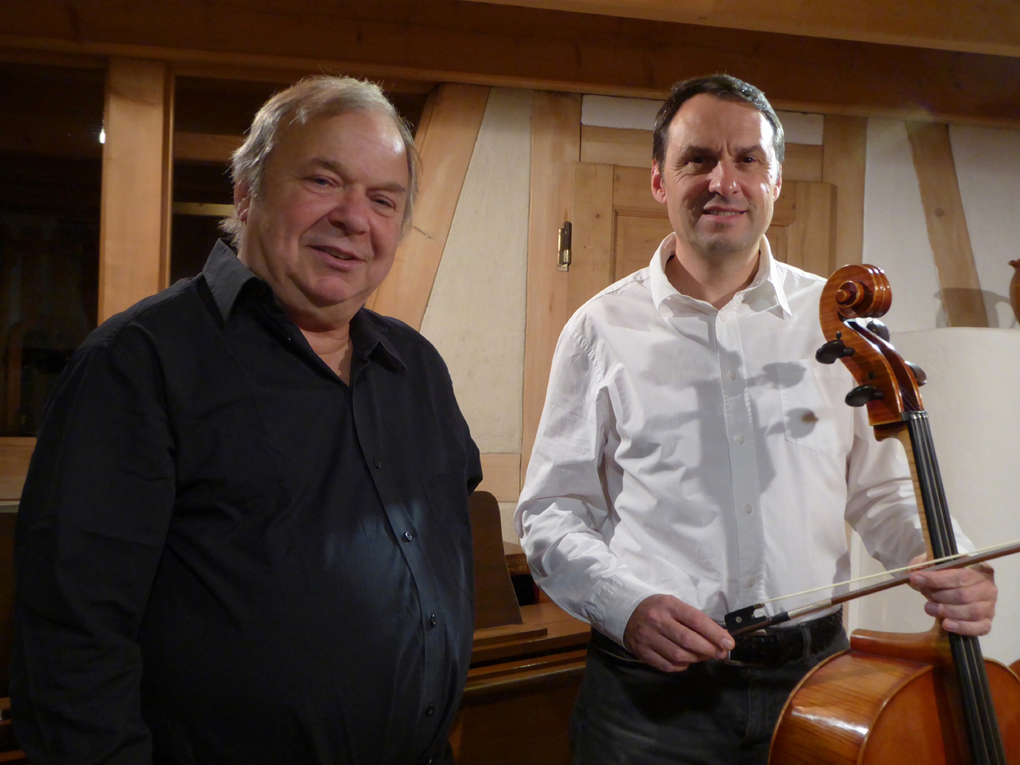 2017-7-25-18-34-31-2017-7-26-ze-evang-kirche-sommermusik-abendstille-duo_1_h-w.brassel+hm_eckert_zum_druck