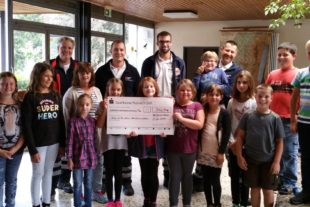 2017-7-25-18-40-4-2017-7-26-oh-judith-mueller-kommunionkinder-spende-helfer-vor-ort-20170724_171026