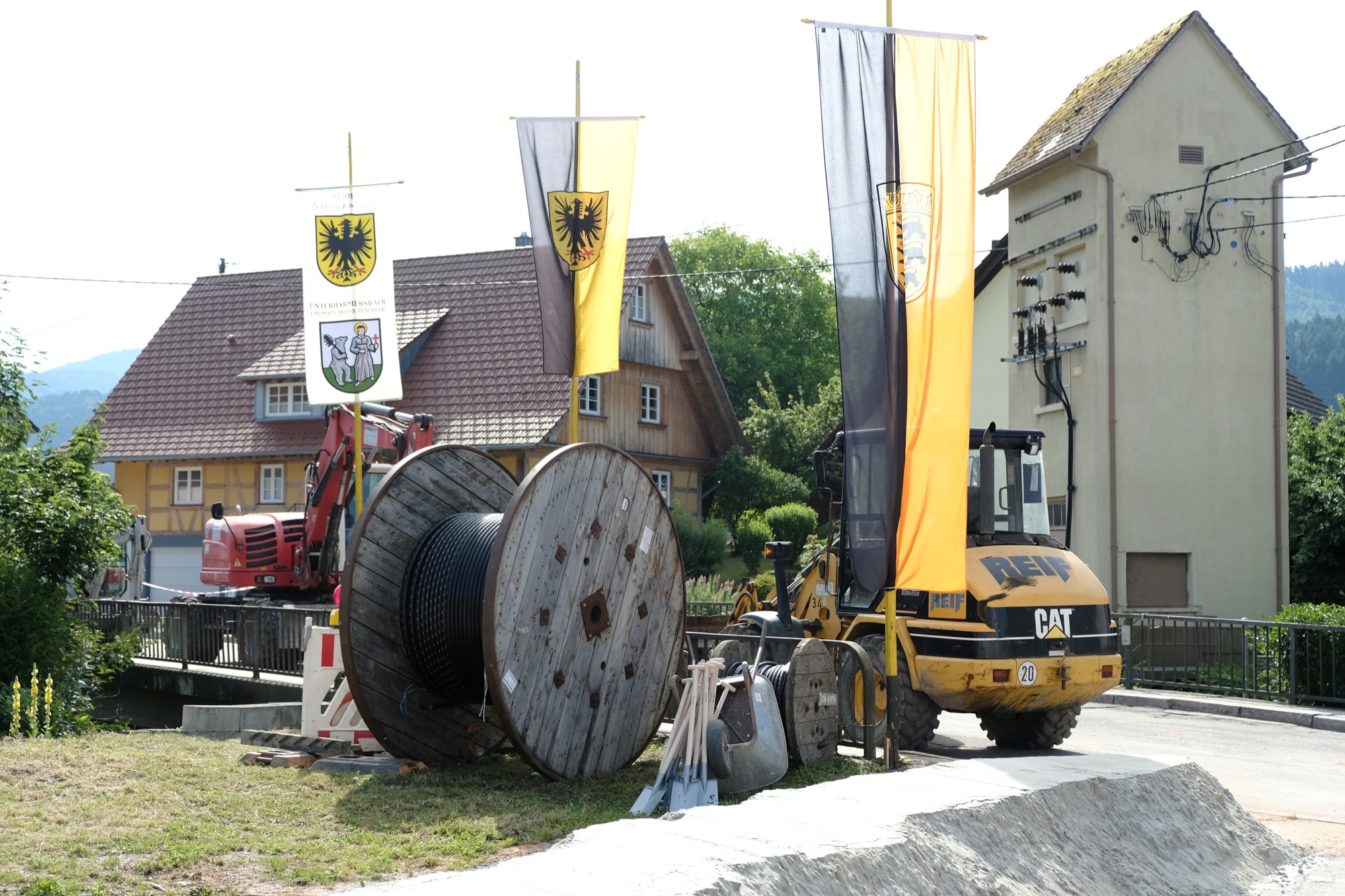 2017-7-5-8-58-4-2017-7-5-ze-uh-vo-l94-sanierung-spatenstich-dscf0686