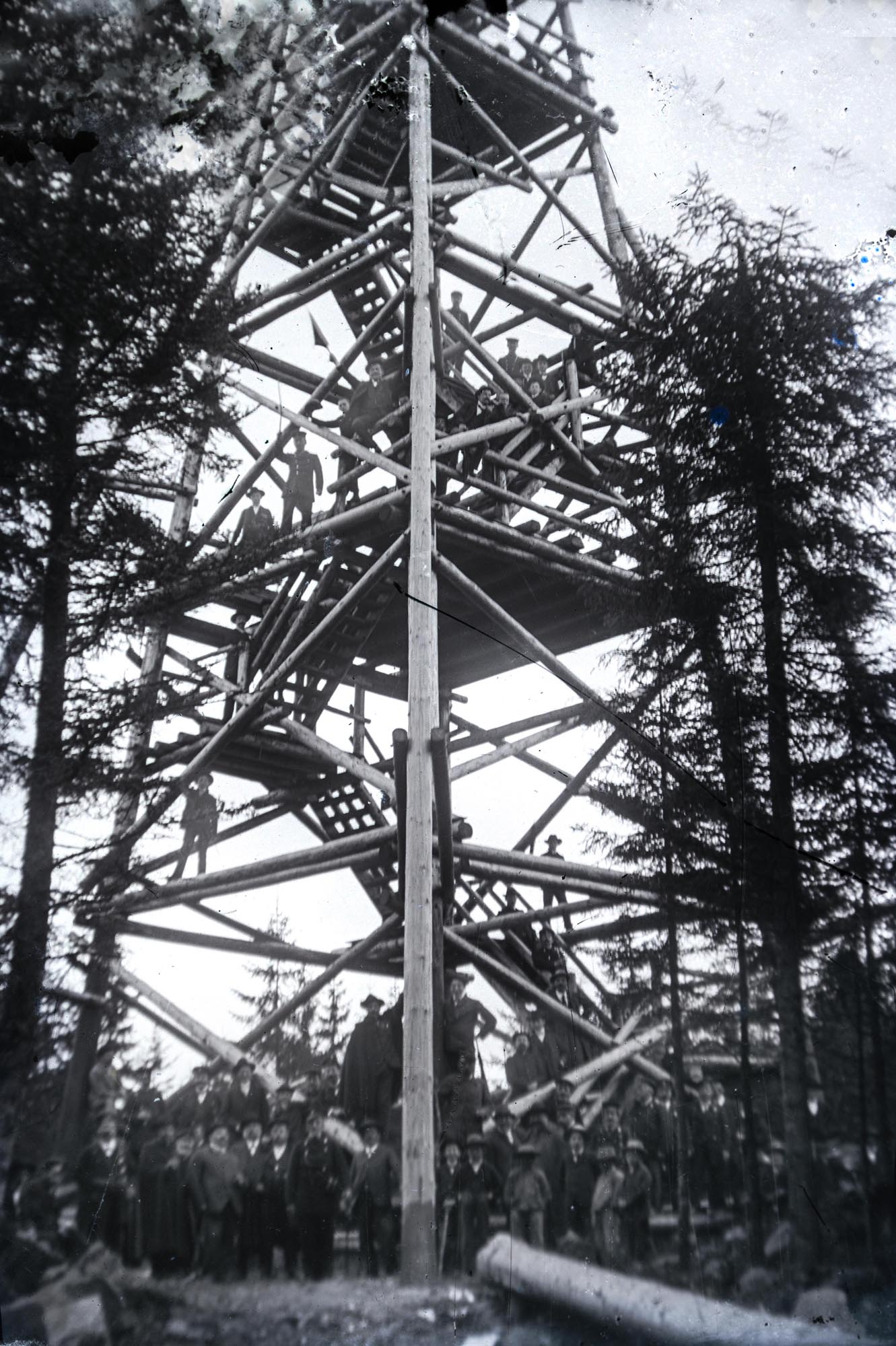 2017-7-7-OH-kal-Historische Augenblicke-Brandenkopf-Aussichtsturm-vk 17-27 07.07.2017 20x30p Holzturrm Brandenkopf 1905bb