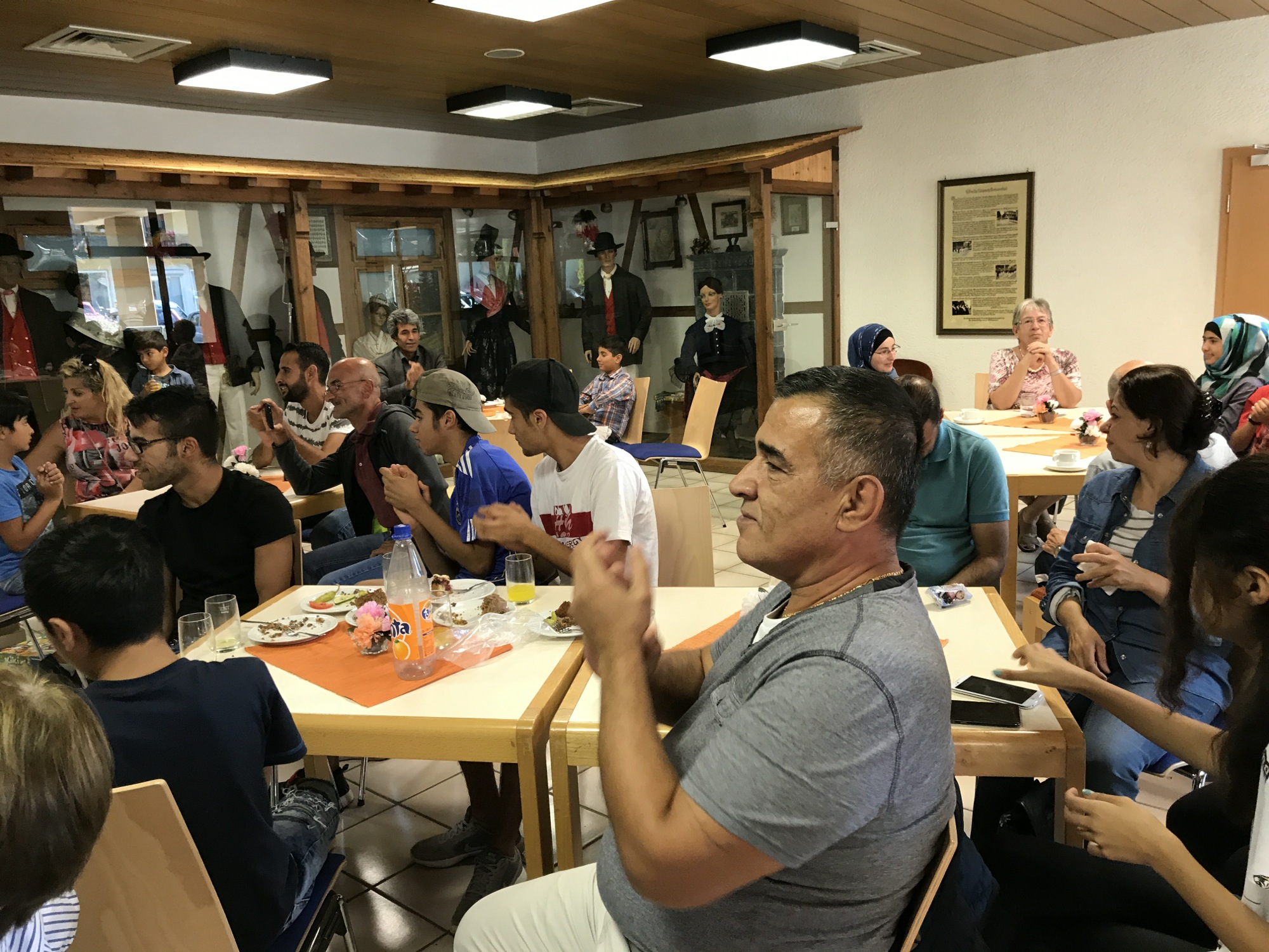 2017-8-28-UH-Karin Metz-CafeInternational