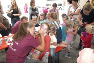 OLYMPUS DIGITAL CAMERA