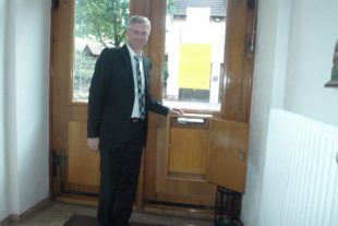 OLYMPUS DIGITAL CAMERA