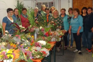 2017-9-25-ZE-UE-Andrea Huber-Landfrauen-Herbstkränze