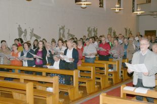 Kirchenchöre erschließen neues Gesangbuch