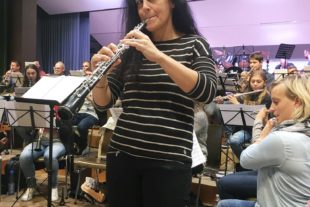 2017-10-30-ZE-UH-stp-Musikverein Unterharmersbach-Konzert-Solistin-Sonja Müller-IMG_5651