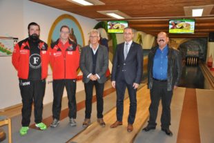 2017-10-30-ZE-UH-wac-Spende SKC an Mukoviszidose