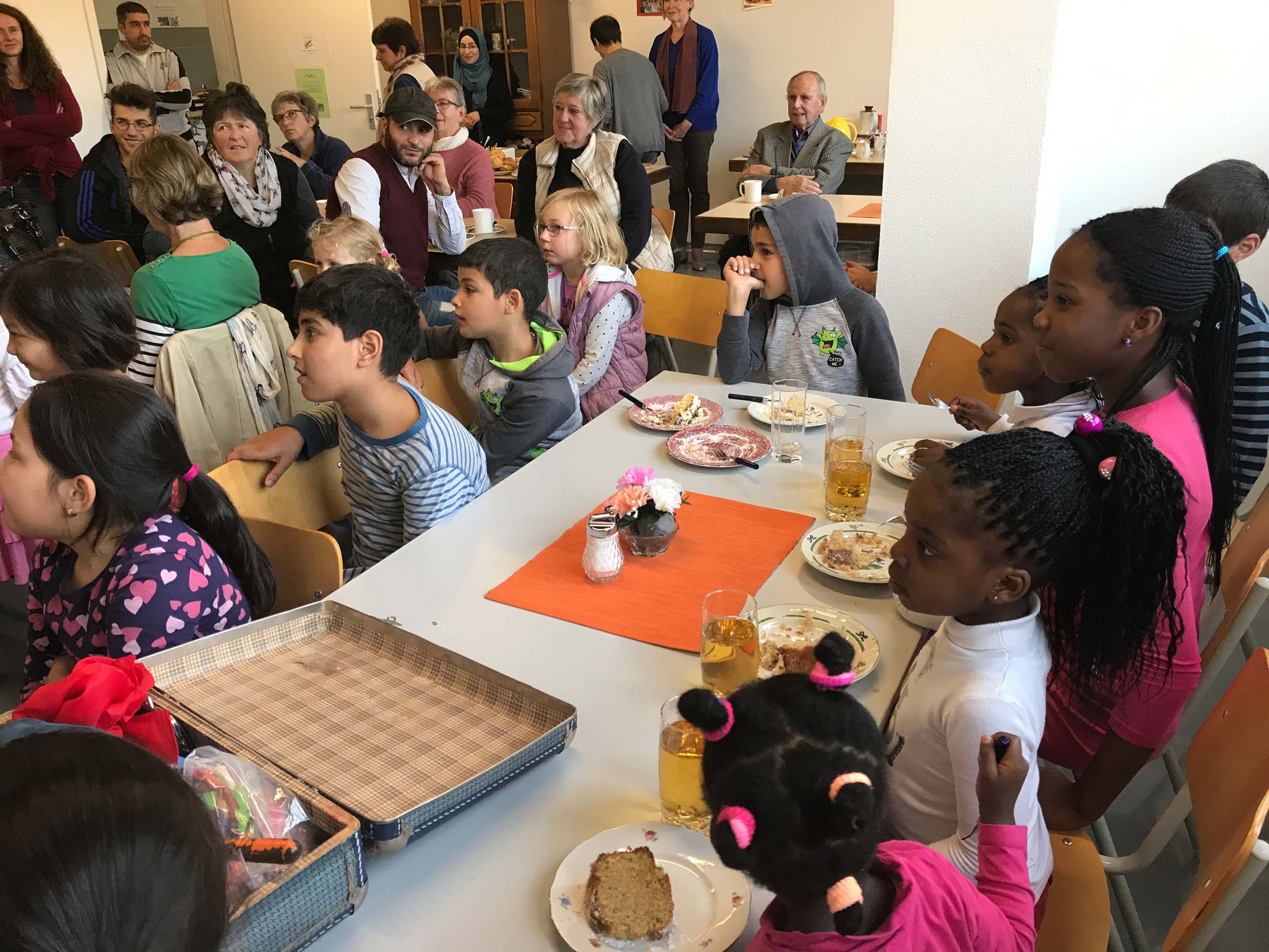 2017-10-30-ZE-UH-Karin Metz-Ein bunt gemischtes Publikum für Roland Schopp