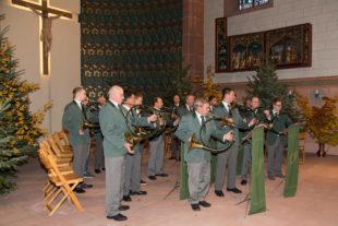 2017-11-13-OH-kal-Jagdhornbläsergruppe Harmersbachtal-zzvkMG8A1036b