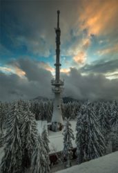 Winterwanderer und Schlittenfahrer freuen sich über Wintereinbruch