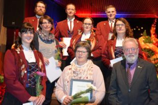 2017-12-16-BI-Anja Streif-Musikverein Prinzbach Schönberg-Jahreskonzert-Bild_Ehrungen