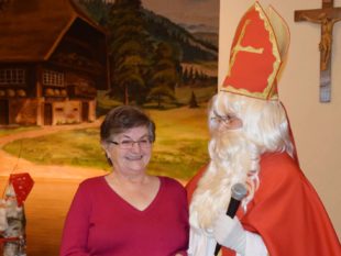 Stubenmusik, Kindergarten und Nikolaus beim Altenwerk Nordrach