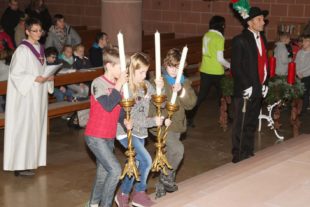 2017-12-20-OH-kal-Pfarrkirche St Gallus-Feierstunde nach Umbau-zvkMG8A3375