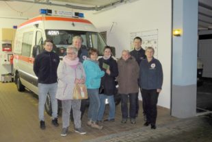 2017-12-6-OH-ko-Secon-Hand-Verkauf-Spende-Helfer vor Ort-Spende-DRK