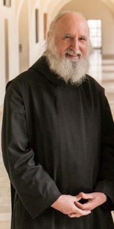 Anselm Grün spricht in der Schwarzwaldhalle