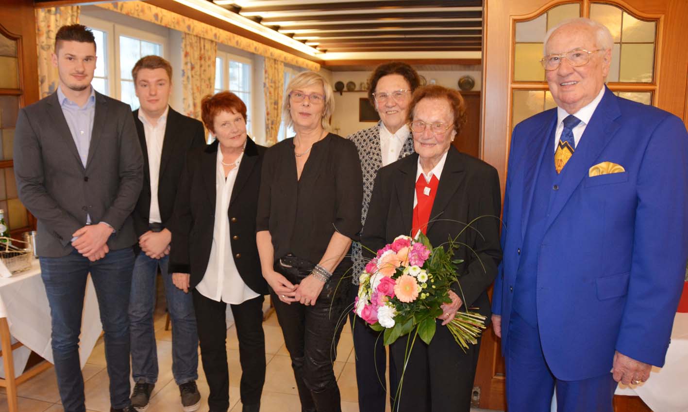 2018-1-24-NO-hps-Elsa Oehler 90 Geburtstag