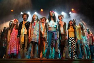 2018-2-19-Veranstalter-Bildungswerk Nordrach-Fahrt zum Musical Hair-180504_Bild Musical Hair-1