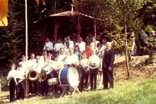 2018-2-28-ZE-UE-Musikverein-Archivfoto-Musikverein_Unterentersbach_erster_Auftritt