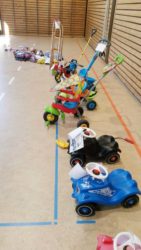 Dutzende Kinderfahrzeuge fanden einen neuen Besitzer