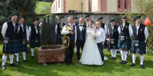 Mit viel Musik starteten Karen und Martin Obergföll ins Eheleben