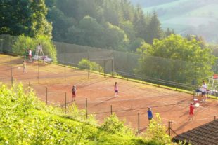 2018-6-1-NO-Tennisclub-180530 PR SCHP für Schnuppertag 10.06.18 ANL 140801 Ferienprogramm 36