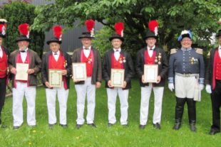 2018-6-1-ZE-UH-hpw-Bürgerwehr Ehrung-IMG_2595