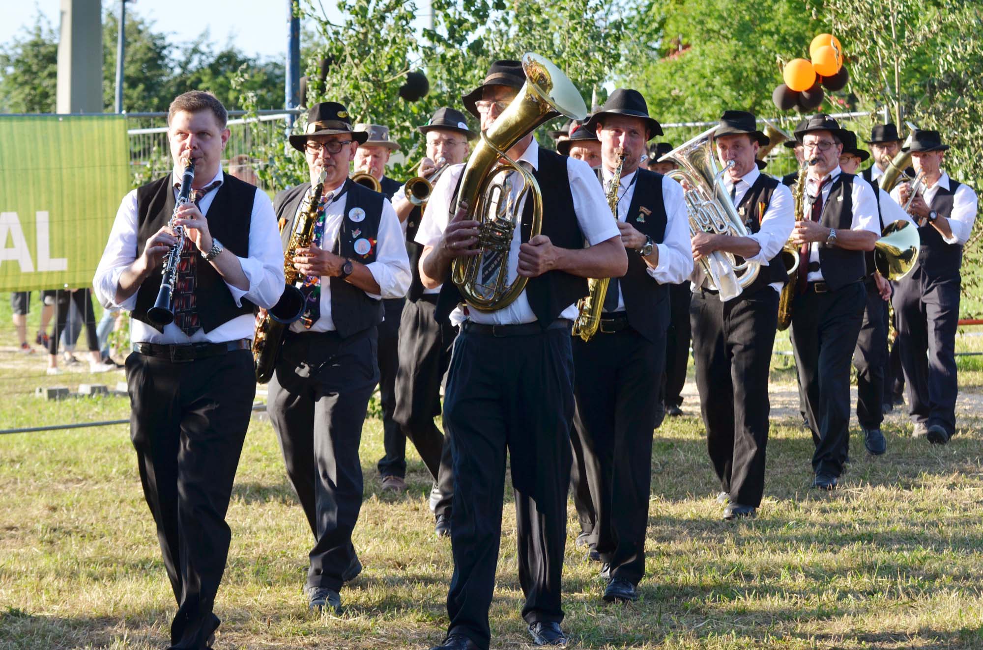 2018-6-2-Zell-Unterentersbach-Mändig's Musik-22 Jahre-Open-Air-uff-de-Husmatt-Foto-Ute-Berger-4512