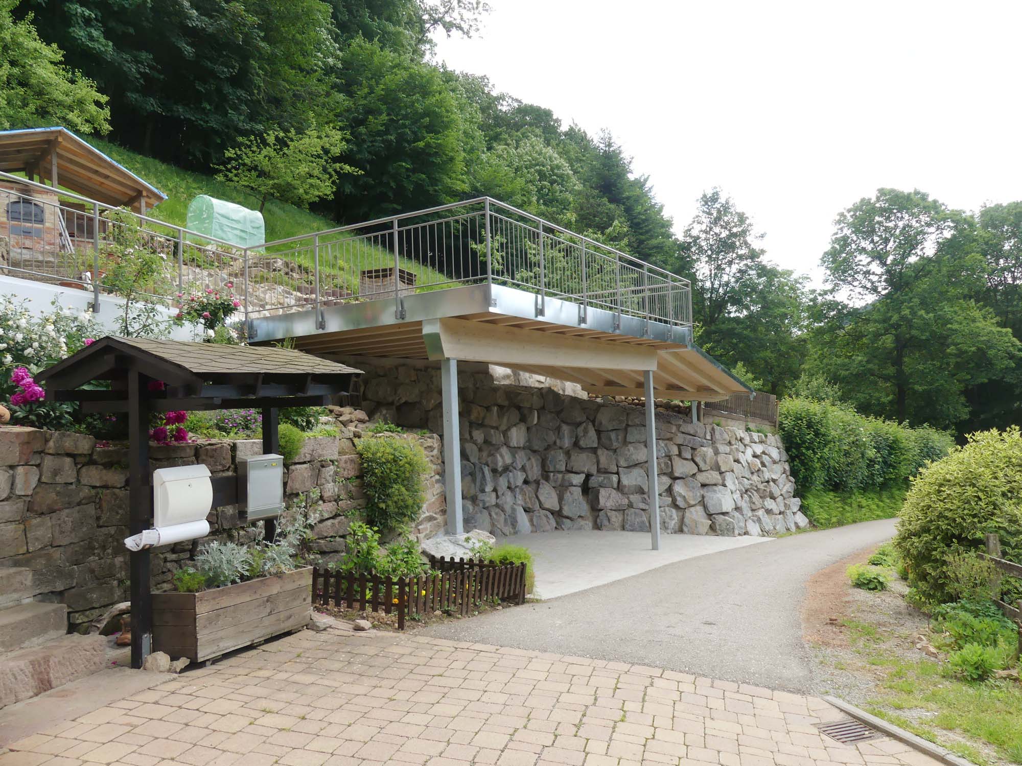 2018-7-11-NO-Holzbau Fehrenbacher-Flachdach Terrasse-P1010269