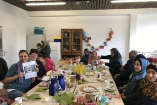 2018-7-30-ZE-UH-Karin Metz-Flüchtlinge-Frauengruppe-027