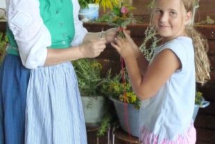 2018-8-13-NO-Angelika Kälble-Kräuterbüscheltag-P1010876