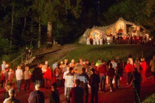 2018-8-17-OH-kal-Lichterprozession-vkMG8A0420b