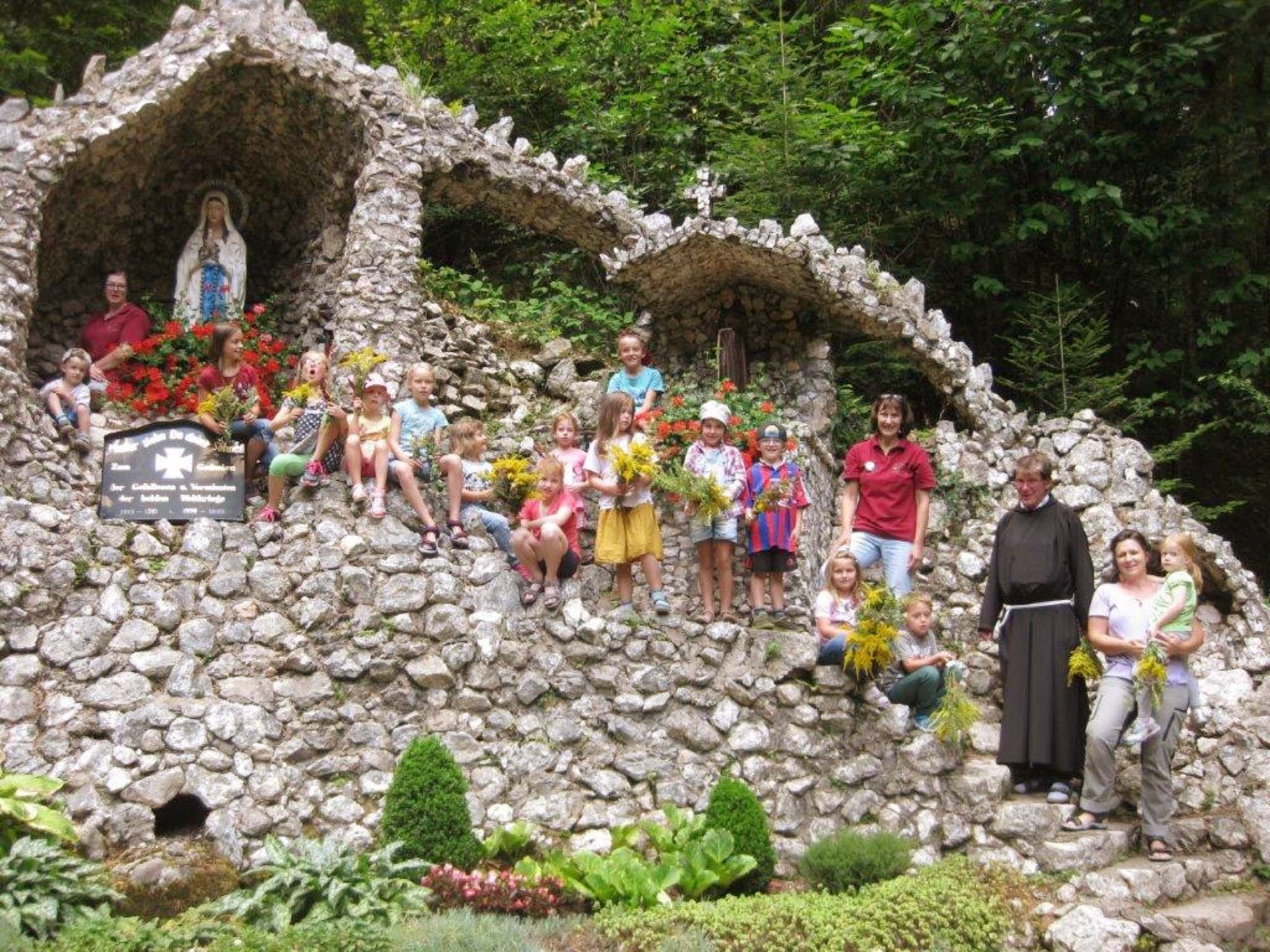 2018-8-22-OH-Kathrin Lehmann-DJK- Kräuterbüschelbinden f. Jüngsten-IMG_0815