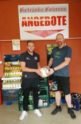 Getränke Grimme  spendet den Spielball