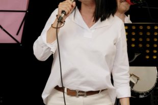 2018-8-3-BI-vo-Tavernenabend Mellow Yellow DSCF0810