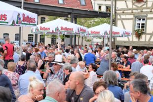 2018-8-3-BI-vo-Tavernenabend Mellow Yellow DSCF0838