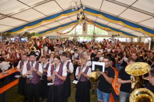 Prächtiges Musik- und Brauchtumsfest zum 50-jährigen Jubiläum des Musikvereins